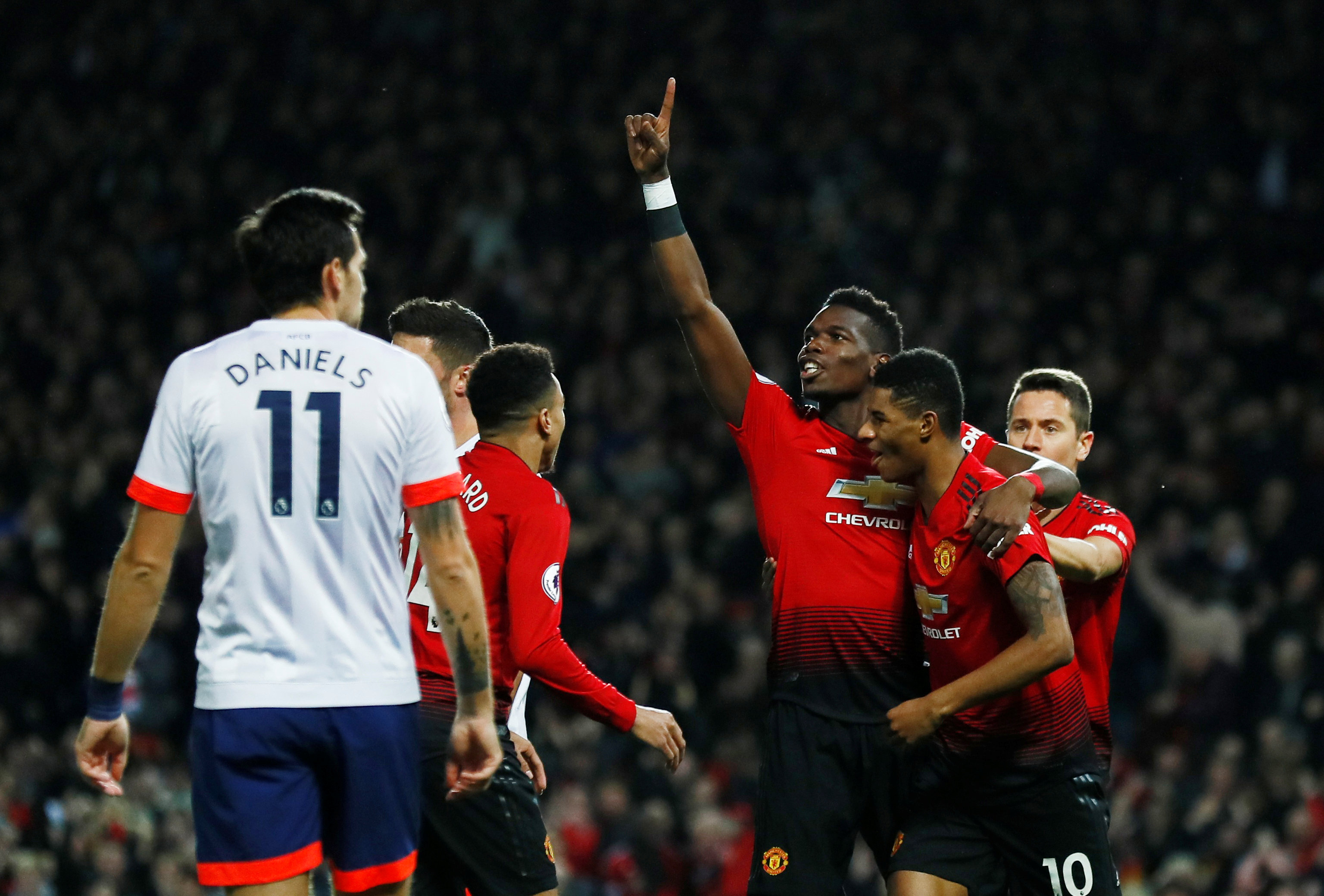 受到惩罚 受到惩罚